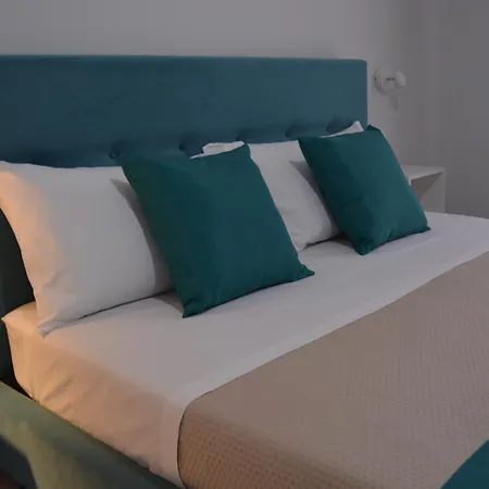 Bed & Breakfast Bilateral 3*