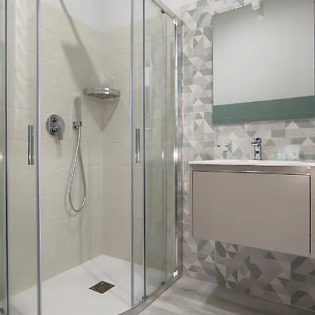 Bilateral ベッド・アンド・ブレックファスト 3*