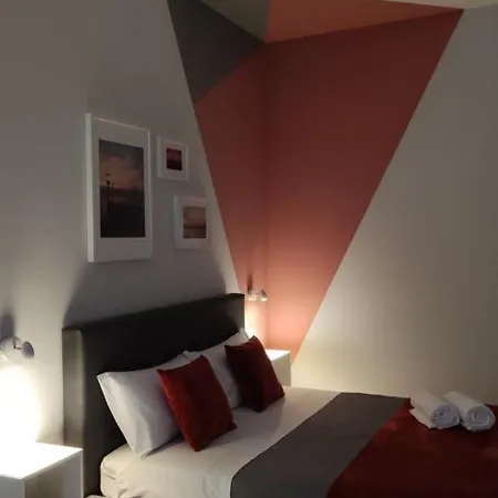 Bilateral 3* アヴォラ