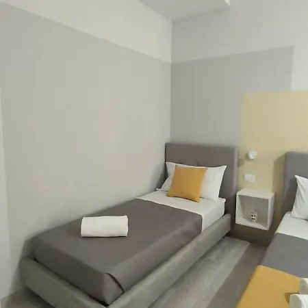 Bilateral 3* 阿沃拉