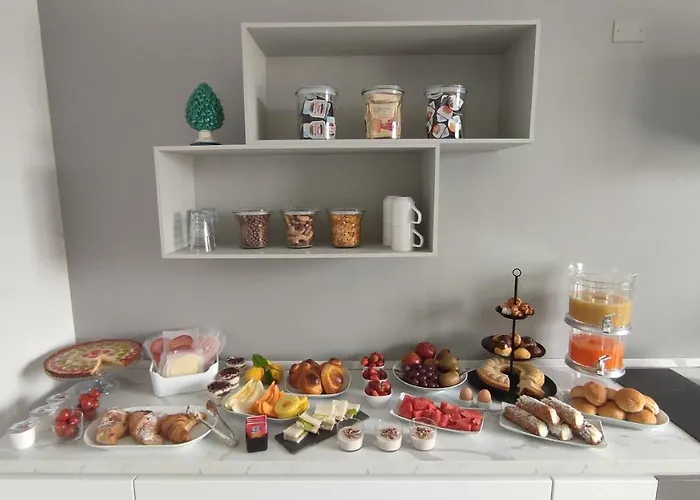 Bilateral Bed and breakfast